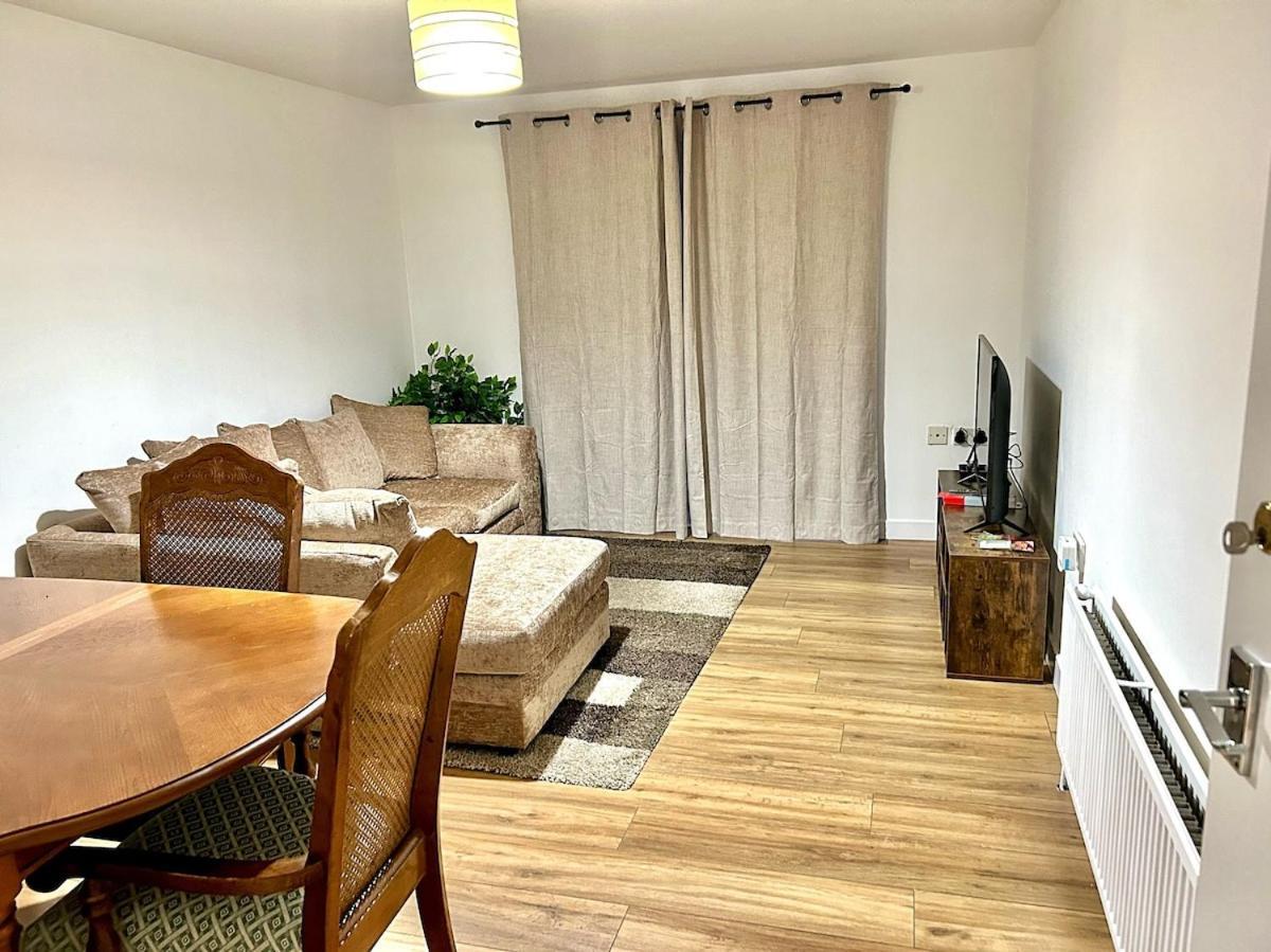 Apartment Charming Away From Home! Edinburgh